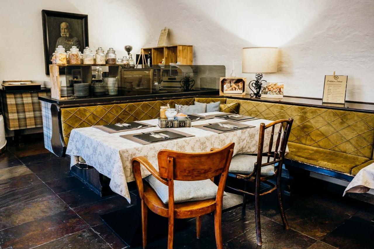 Der Eberhard - Wohnen & Essen Bei Ilse Hotel ซังค์ท มิคาเอล อิน โอเบอร์สไตเออร์มาร์ค ภายนอก รูปภาพ