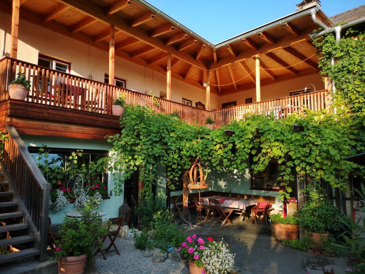Der Eberhard - Wohnen & Essen Bei Ilse Hotel ซังค์ท มิคาเอล อิน โอเบอร์สไตเออร์มาร์ค ภายนอก รูปภาพ